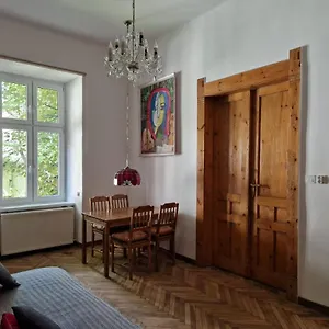  Apartament Artapartamenty